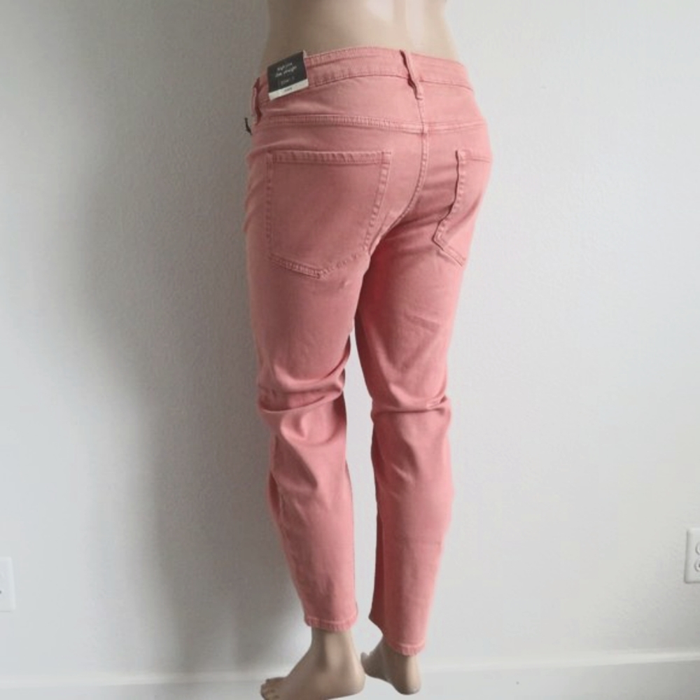 AVA & VIV Jeans Women's High-Rise Slim Straight Stretch Plus Size 20W Reg NWT - Picture 2 of 5